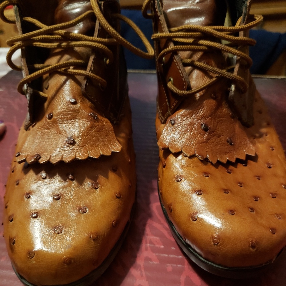 Ariat full quill ostrich boots